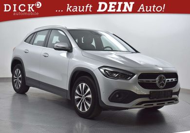 Mercedes-Benz GLA 200, 2021