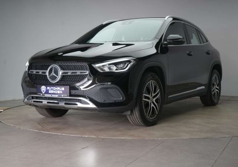 Mercedes-Benz GLA 220, 2022