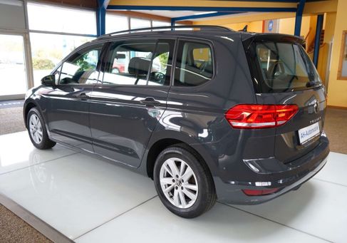 Volkswagen Touran, 2022 3