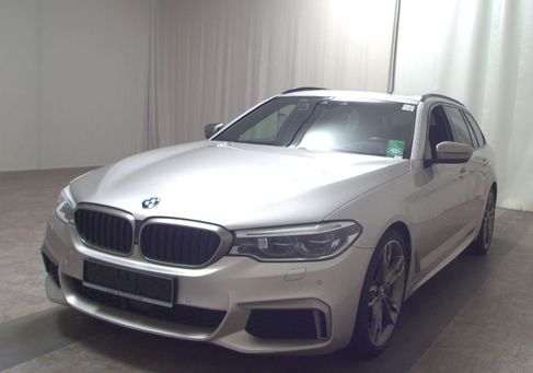 BMW M550, 2019