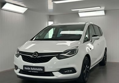 Opel Zafira Tourer, 2017
