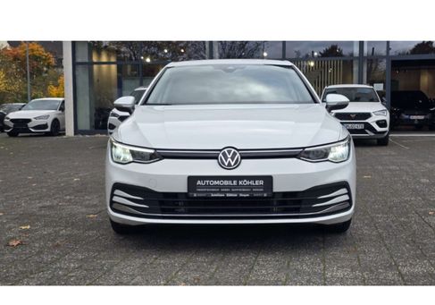 Volkswagen Golf, 2021 3