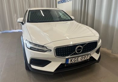 Volvo V60 Cross Country, 2022