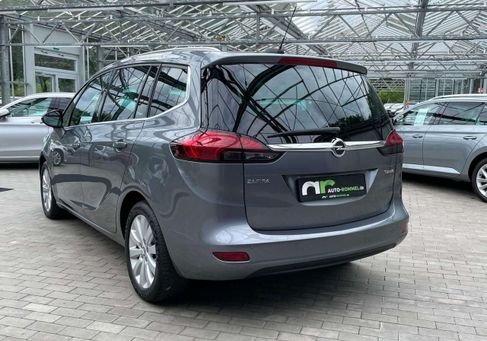 Opel Zafira Tourer, 2017