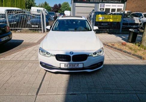 BMW 325, 2017