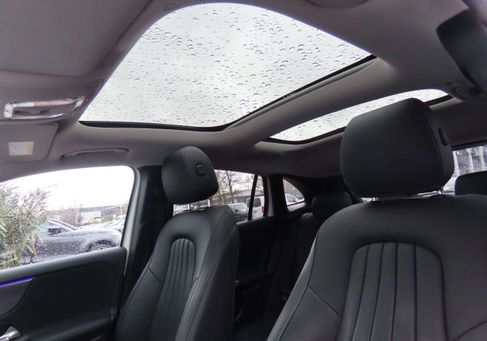 Mercedes-Benz GLA 220, 2022