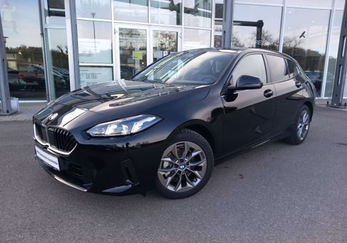 BMW 120, 2024 2