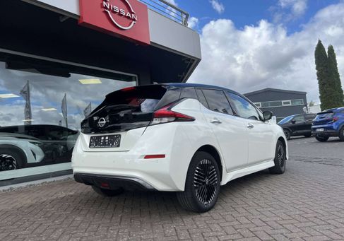 Nissan Leaf, 2022 3