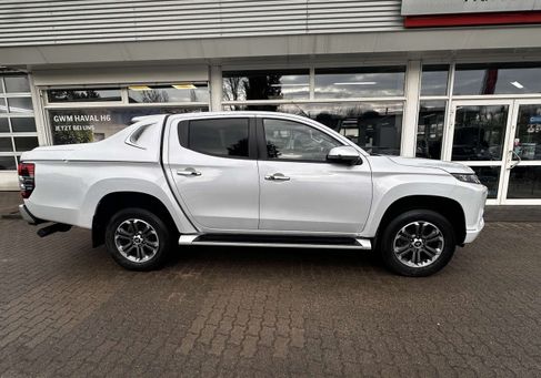 Mitsubishi L200, 2021