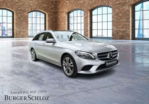 Mercedes-Benz C 300, 2019 3