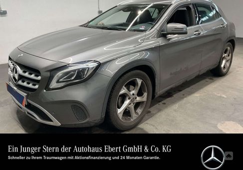 Mercedes-Benz GLA 180, 2019