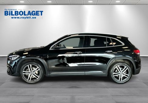 Mercedes-Benz GLA 250, 2021