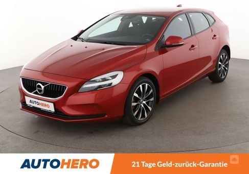 Volvo V40, 2018