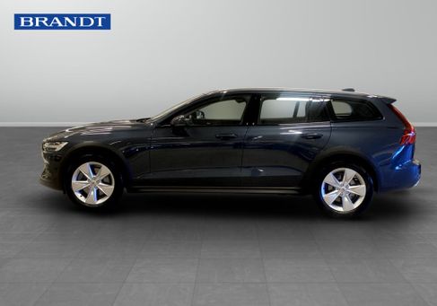 Volvo V60 Cross Country, 2022