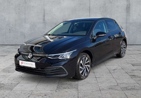 Volkswagen Golf, 2023 2