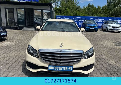 Mercedes-Benz E 200, 2020