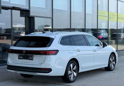Volkswagen Passat Variant, 2024 2