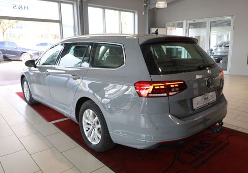 Volkswagen Passat Variant, 2024 3