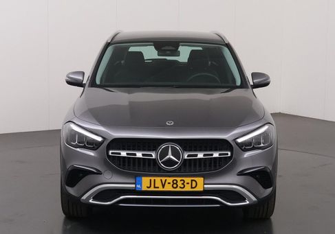 Mercedes-Benz GLA 250, 2024