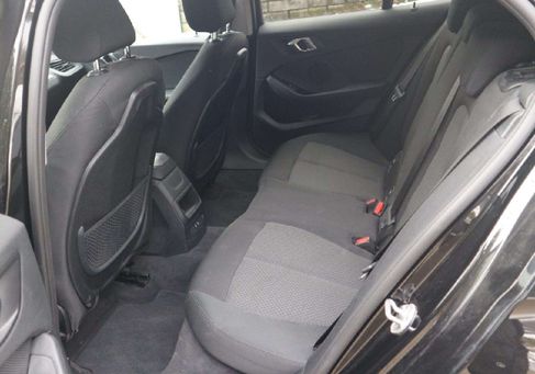 BMW 118, 2024