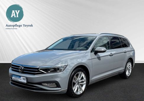 Volkswagen Passat Variant, 2022