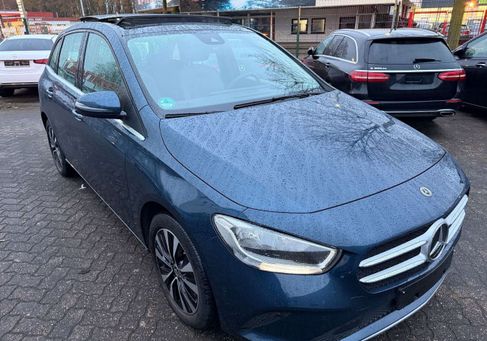 Mercedes-Benz B 250, 2022