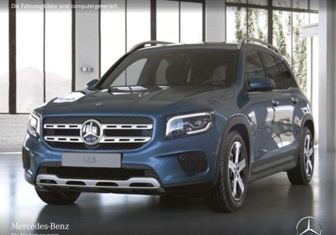 Mercedes-Benz GLB 180, 2022