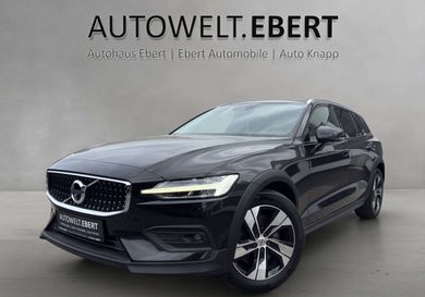 Volvo V60 Cross Country, 2021