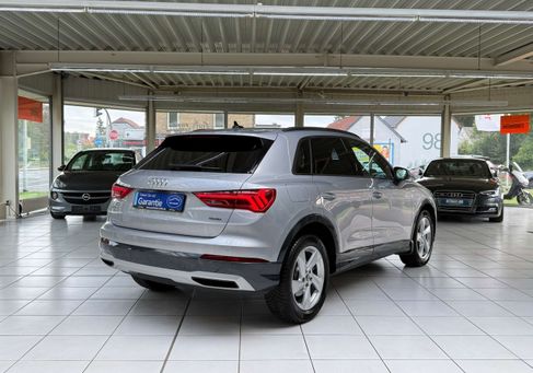 Audi Q3, 2023 2