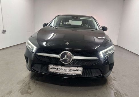 Mercedes-Benz A 200, 2021