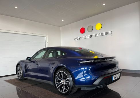 Porsche Taycan, 2022