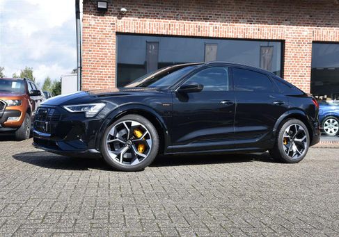 Audi e-tron, 2022 2