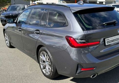 BMW 320, 2022 3