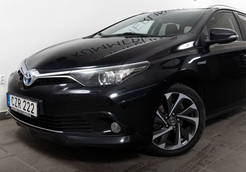 Toyota Auris Touring Sports, 2016
