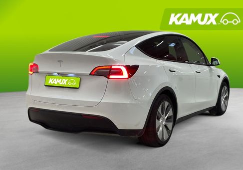 Tesla Model Y, 2023 3