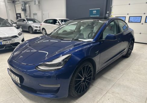 Tesla Model 3, 2020