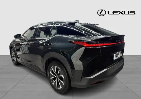 Lexus, 2025
