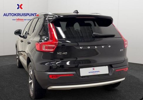 Volvo XC40, 2025 3