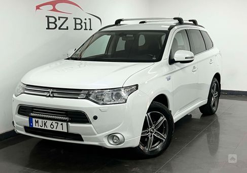 Mitsubishi Outlander, 2014