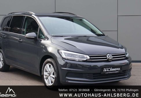 Volkswagen Touran, 2024 3