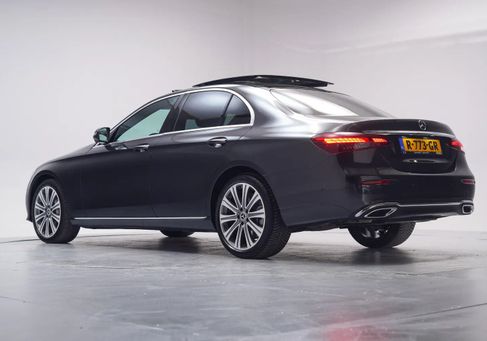 Mercedes-Benz E 450, 2022