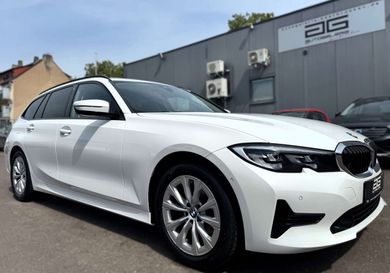 BMW 318, 2022
