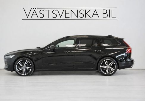 Volvo V60, 2022