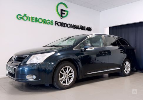 Toyota Avensis, 2011