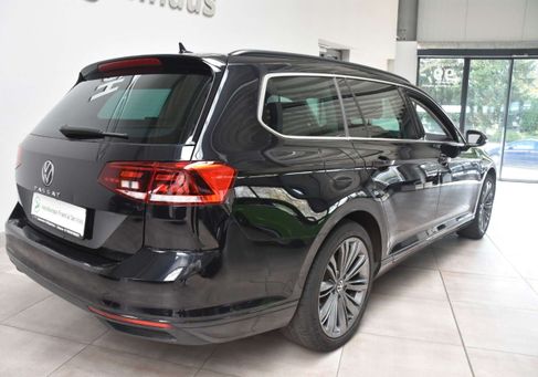 Volkswagen Passat Variant, 2023 3