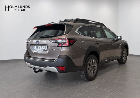 Subaru OUTBACK, 2025 3