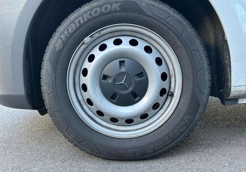 Mercedes-Benz Vito, 2021