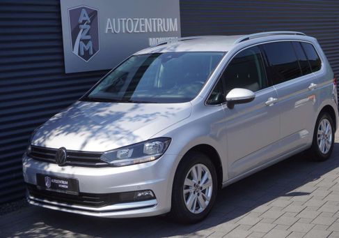 Volkswagen Touran, 2023 2