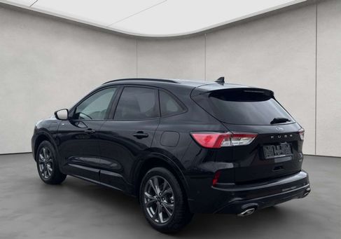 Ford Kuga, 2022