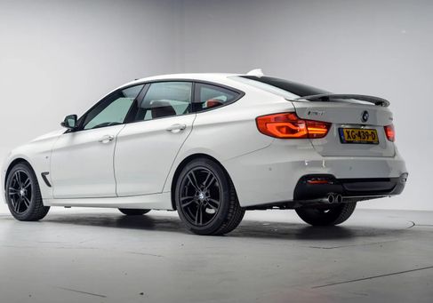 BMW 320 Gran Turismo, 2019